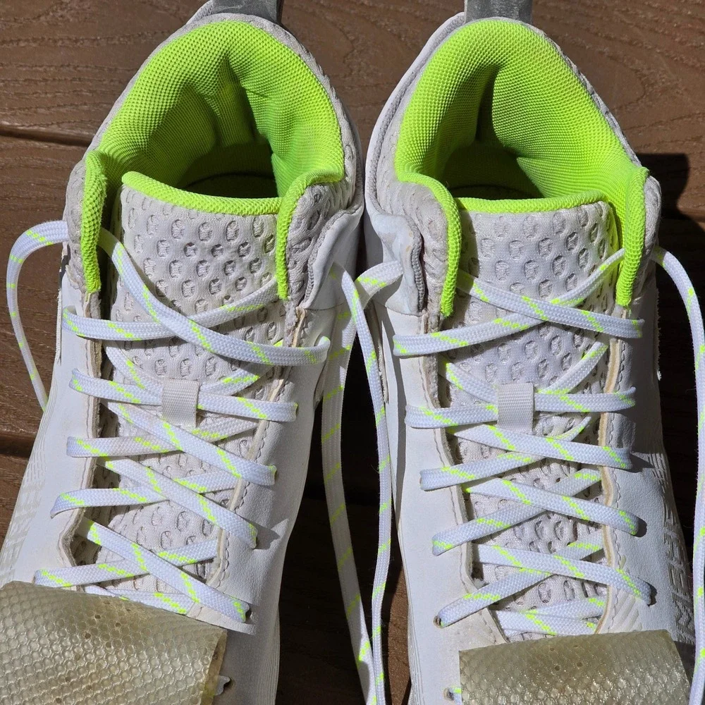 Under Armour Highlight Hammer MC Football Cleats Men‎ 11.5 White 3025085-101